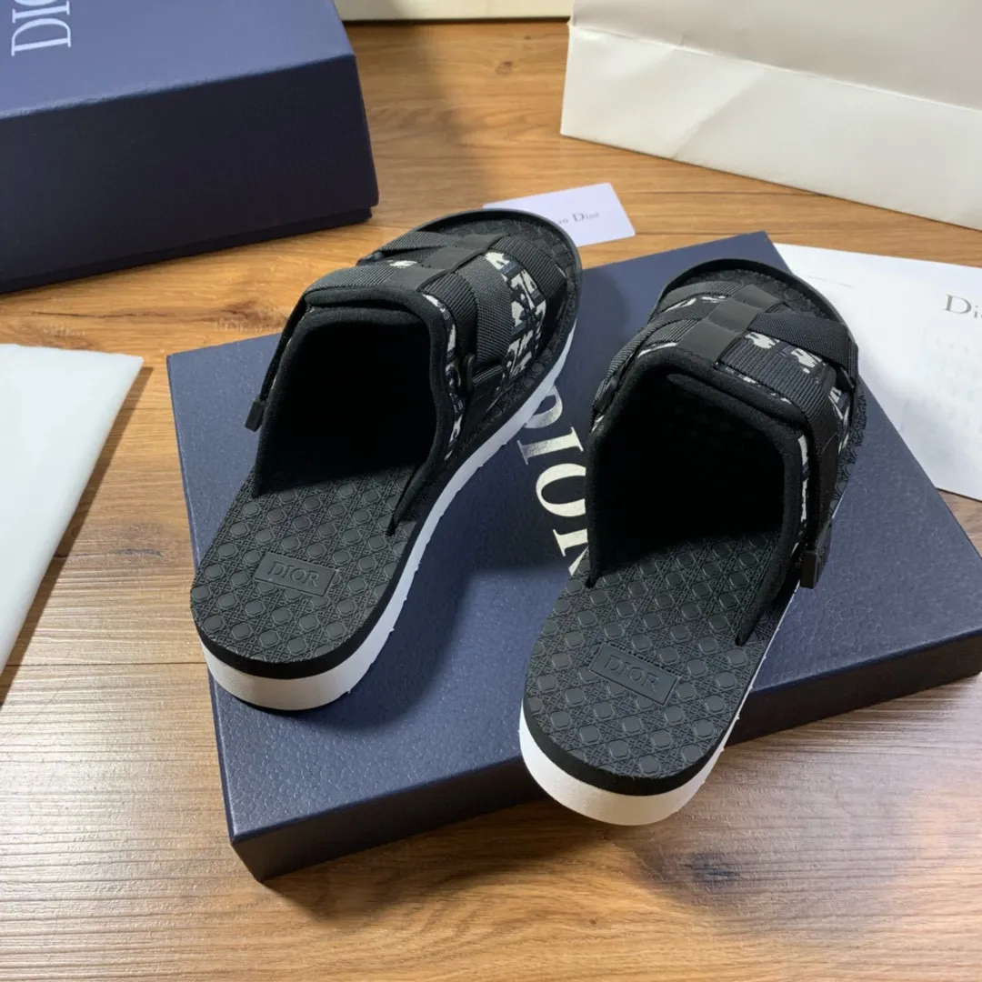 Factory price: 280💰 Dior men's counters are selling sandals at the same time ✔️Imported brand printing/selected high-quality calfskin, highlighting high-end elegance, exquisite workmanship, soles: original soles specially provided by the original factory, hot-selling physical products🔥Normal size: 38-44, customized 45